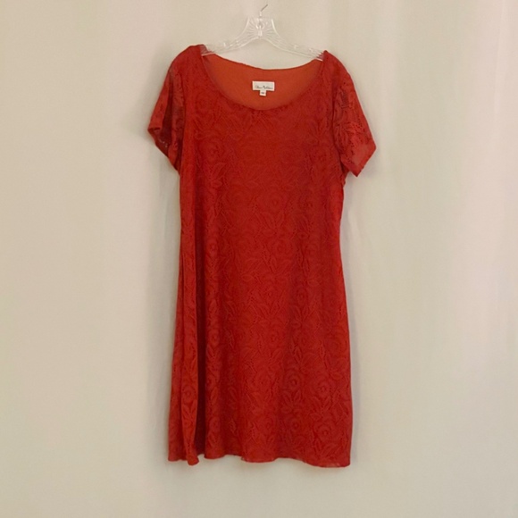 Olivia Matthews Dresses & Skirts - Olivia Matthews Short Sleeve Lace Dress